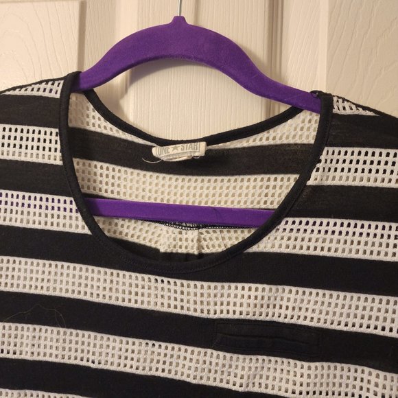 CONVERSE ONE STAR, BLACK AND WHITE STRIPES, SIZE - XS - Picture 4 of 9